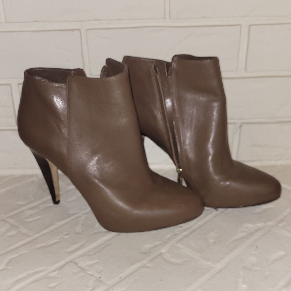 Banana Republic Taupe Heeled Boots